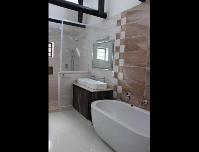 3 BEDROOM APARTMENT RENTED IN BROOKES HILL